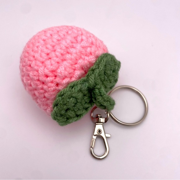 HANDMADE | Crochet Knit PEACH | Bag Charm | Keychain (Brand New!) 🍑💘 - Picture 8 of 10